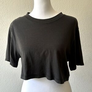 Lululemon Black Crop Tee